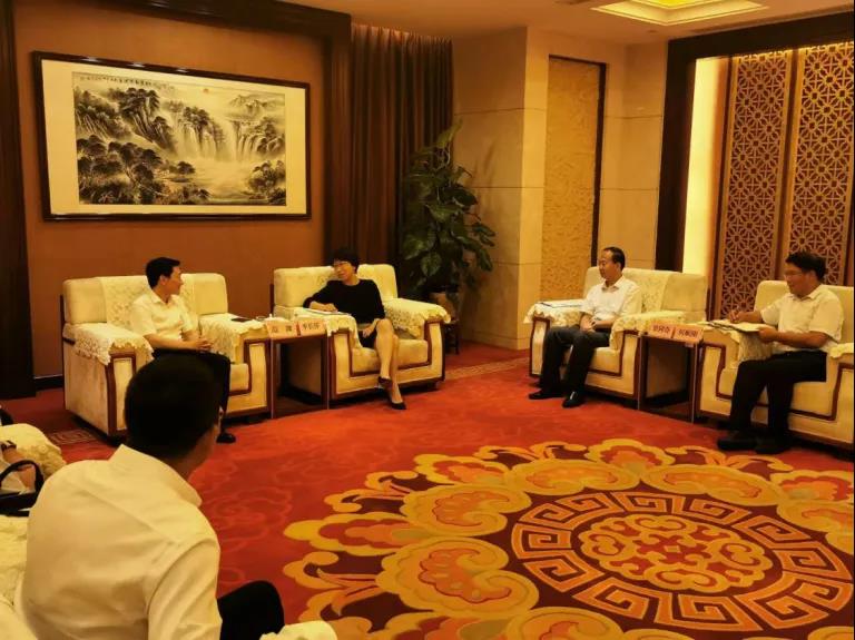 聊城市委副书记、市长李长萍会见恒达_恒达平台|恒达娱乐共创美好未来信息董事长范渊一行